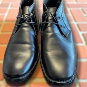 Sz 11.5 M CALVIN KLEIN Warden Black Leather Round Toe Lace-Up Chukka Boots EUC